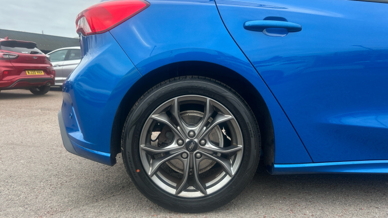 Ford Focus 1.0 EcoBoost Hybrid mHEV 125 ST-Line Edition 5dr Petrol Hatchback